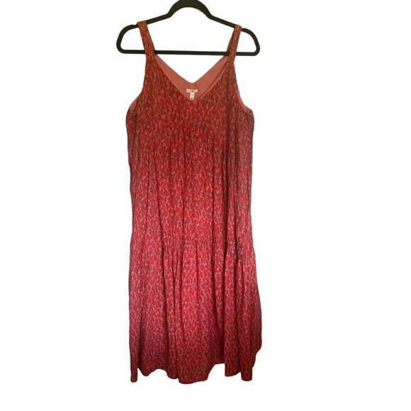 Elegant Red Sleeveless Maxi Dress - Picture 2 of 5